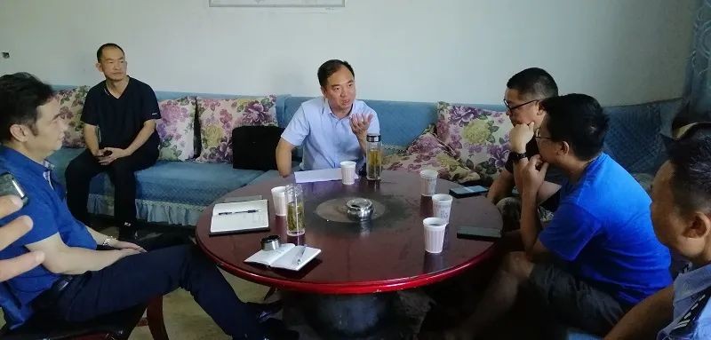 胡建普到彝良县开展“一对一”结对帮扶工作，并走访调研挂联企业