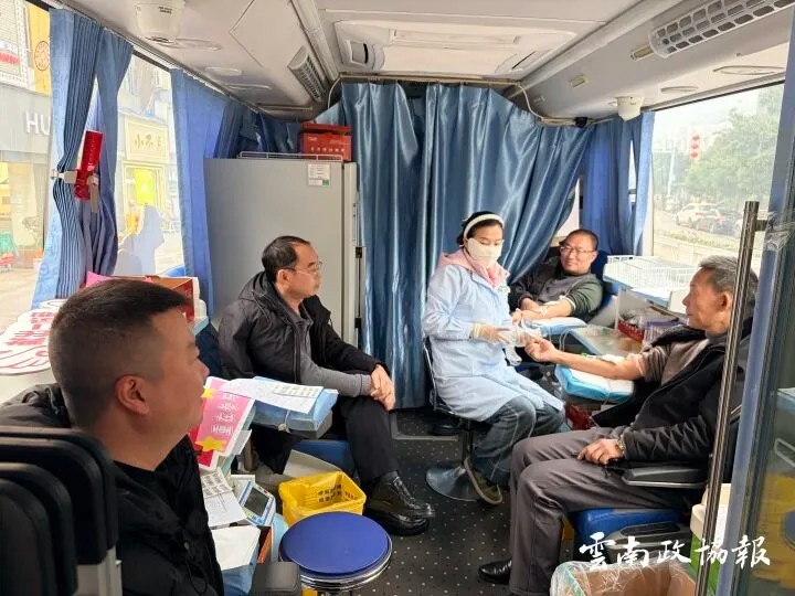 绥江｜县政协机关干部和政协委员参与无偿献血活动