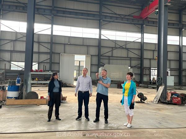 郝副主席2.jpg 郝副主席2.jpg